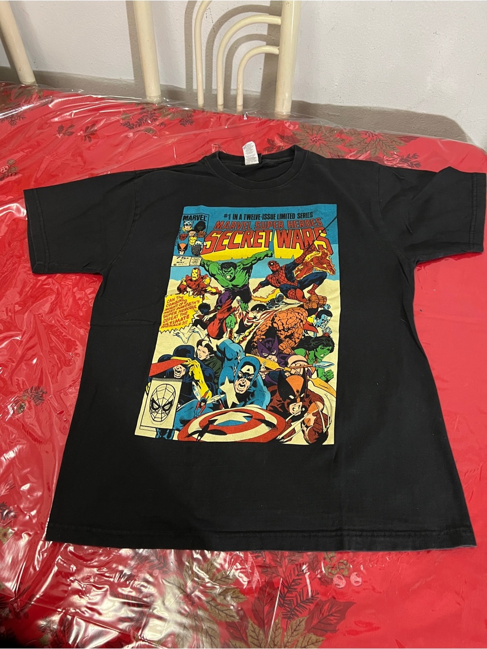 Marvel MAD Engine Secret Wars Super heroes Graphic Black tshirt mens Sz medium
